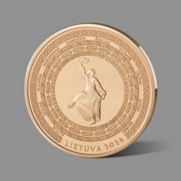 Meilei skirtas paauksuotas medalis 1