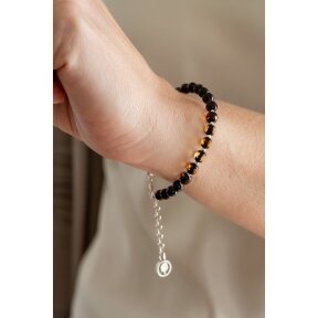 Natūralaus facetuoto (briaunuoto) Baltijos gintaro apyrankė