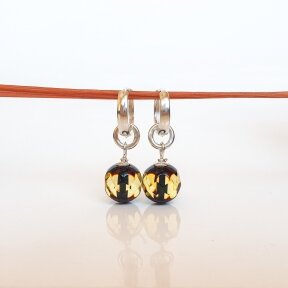 Natūralaus facetuoto (briaunuoto) Baltijos gintaro auskarai