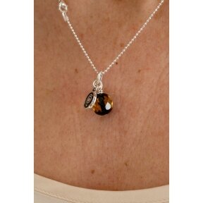 Natūralaus facetuoto (briaunuoto) Baltijos gintaro pakabukas