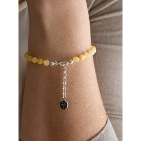 Natūralaus šviesaus Baltijos gintaro apyrankė