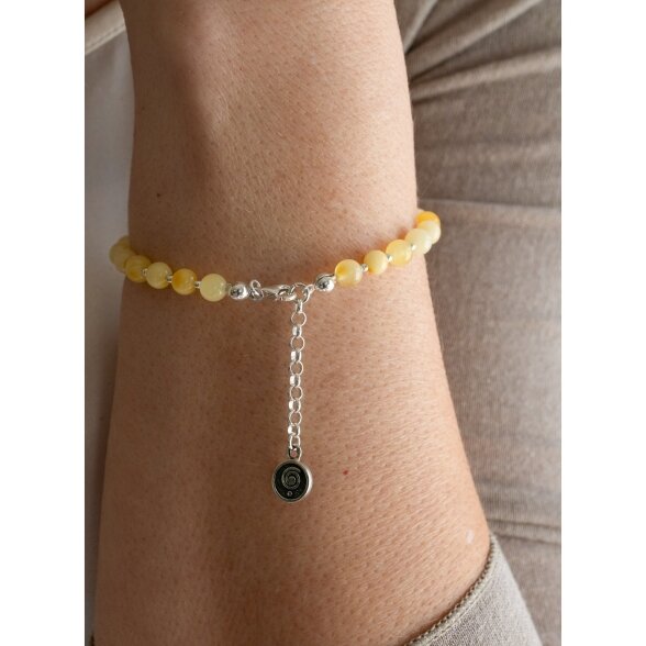 Natūralaus šviesaus Baltijos gintaro apyrankė