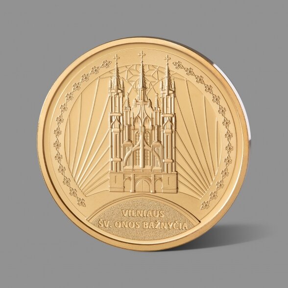Vilniaus Šv. Onos bažnyčiai skirtas paauksuotas medalis